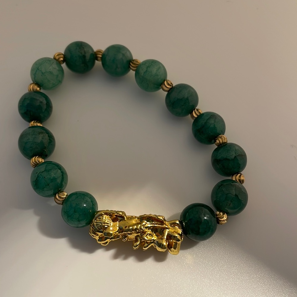 Fe ha Shui green bracelet